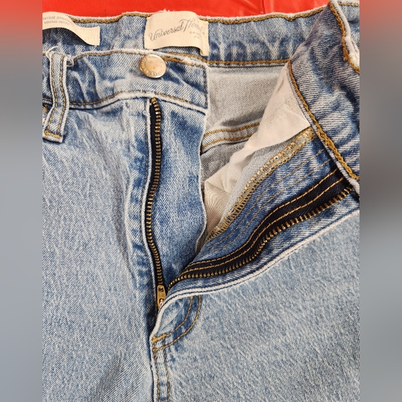 Universal Thread Vintage Straight Jeans Size 6 /28 R - Picture 2 of 6